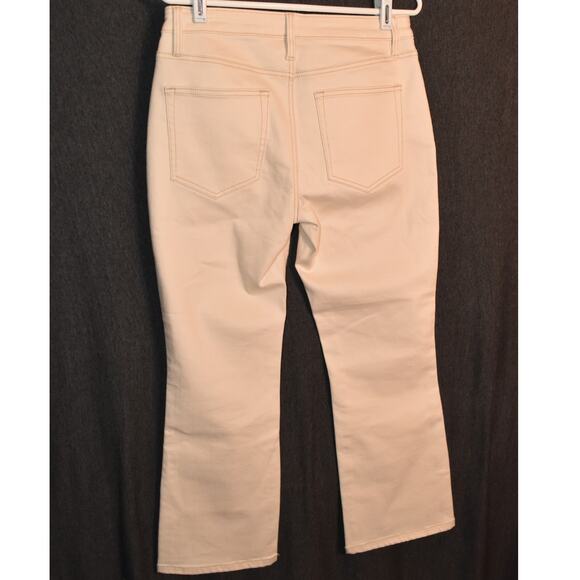 Tommy Bahama Women's 8/27 Khaki Mid Rise Crop Mini Boot Indigo Palms Pants - Picture 3 of 8